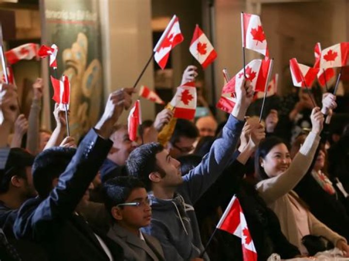 Are people born in Canada automatically Canadian citizens?