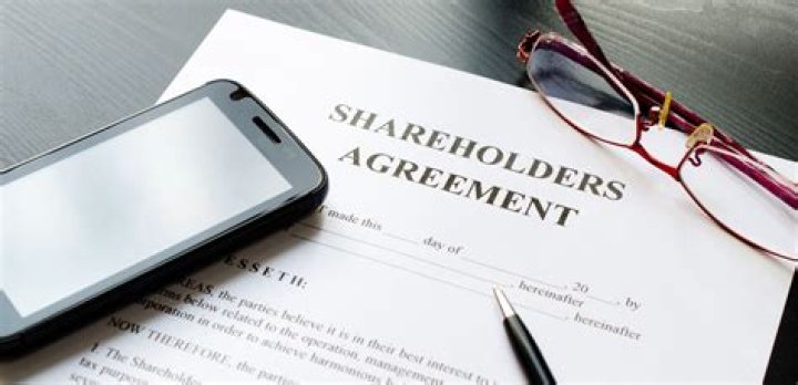 Are shareholders agreements confidential?
