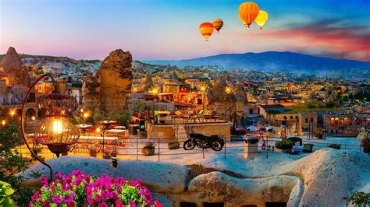 Can I work in Turkey with tourist visa?