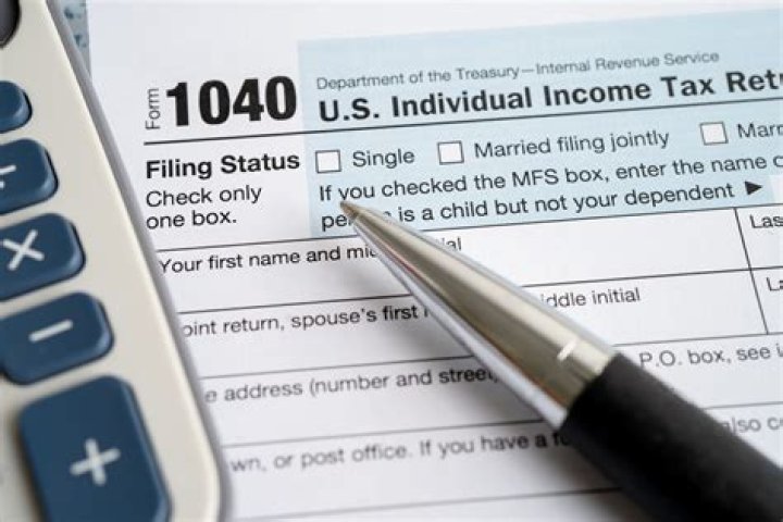 Do international students get tax returns?